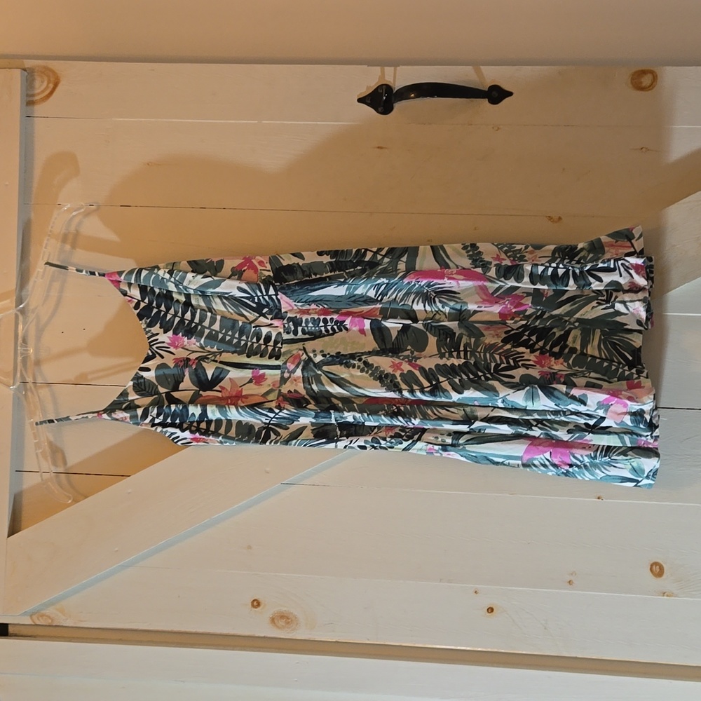 FINAL PRICE DROP!! Old Navy floral summer dress